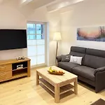 With 1 Bedroom Casa vacanze
